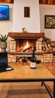 Rare Forest Retreat & Spa- Bran - 0