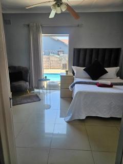 Valley Divine Guest House Swart Street - 1