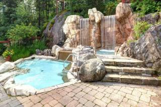 Les Eaux Bright 3BR Steps from Pool and Hot Tub - 6