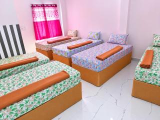 RKH Family Lodge - 1