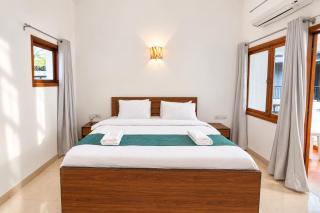 Manzel - Sunlit 2BR Villa, Walk to Candolim Beach - 4