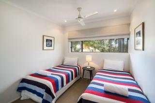 Sunseeker Holiday Apartments - Sunshine Beach - 7