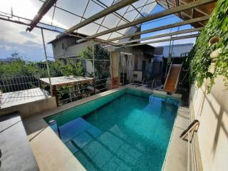 Cheerful house in Yerevan with swimming pool and grill - 8