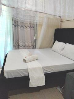 Zuri luxury - 2