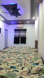 Shri radhe kunj Home stay - 1