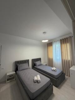 Ledina Green City Apartament - 3