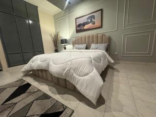 1BHK APARTMENT IN ABUDABI TOWER F-11 NEAR MARKAZ The Heart of ISLAMABAD - 7