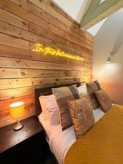 The White Horse - 1