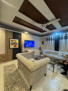 1BHK APARTMENT IN ABUDABI TOWER F-11 NEAR MARKAZ The Heart of ISLAMABAD - 1