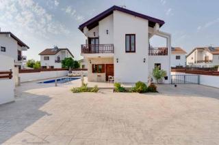 Amelia Beach Villa wpool -500mfrombeach - 5