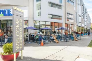 Landing Incredible 1BD in University Circle - 4