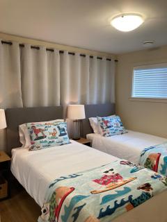 Bright poolside walkout two bedroom basement suite in the Okanagan - 6
