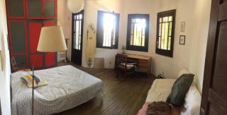 Big and shiny bedroom - 3