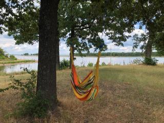 Entire lake house at Lake Fork with private bay, boat ramp, fishing light & 8 acres land - 7