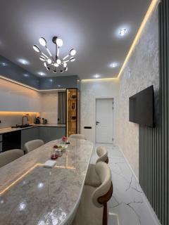 Qusar Family Lux - 0