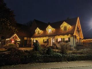 Liebevoll restauriertes Bauernhaus - 0