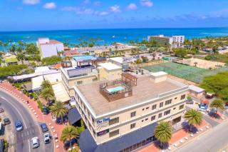 Ocean View 2BR, Palm Beach Strip - 9