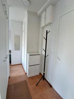 The Twin Ponds Apartment - 5