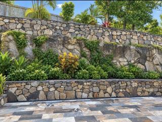 Rock House Estate - 1
