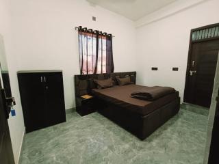 Vallabh Kunj HomeStay - 2