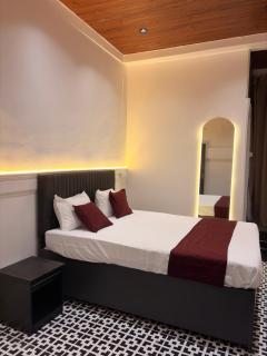 Orchid Inn - 6