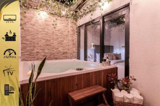Casa Bonita Laureles - Jacuzzi & AC - 9