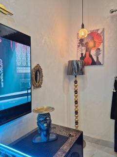 The Dusklounge 2BHK, Etihad Town1, Big Terrace - 7