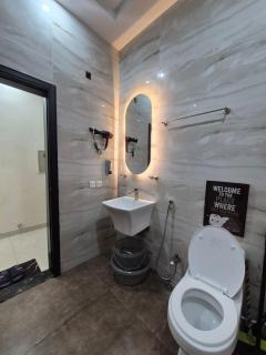The Dusklounge 2BHK, Etihad Town1, Big Terrace - 6