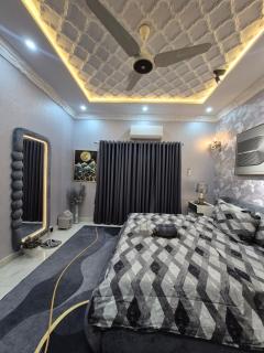 The Dusklounge 2BHK, Etihad Town1, Big Terrace - 5