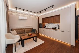Central Premium Suites 4A - 3