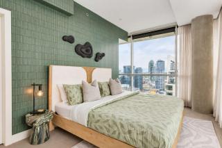 2 Storey Penthouse Panoramic Views Parking Stampede - 9