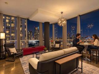 Modern Beltline Escape Sky-High Views DT Views - 4