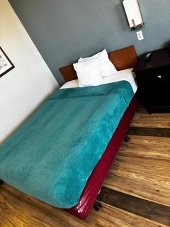 Queen Bed Hotel Room 224 - Amarillo - 5