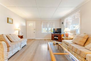 Ocean Breeze Retreat - Beach Haven - 1