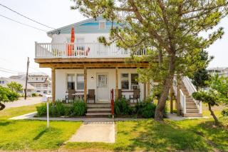 Ocean Breeze Retreat - Beach Haven - 2