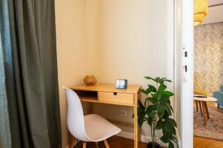 Bohemian Retreat - Skyline Views 1BR Flat - 4