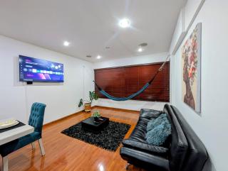 Spacius 2BR Apartment with Workspace in Chicó Reservado - 4
