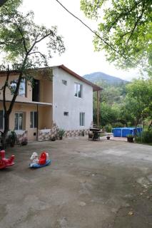 Lazaros - 4