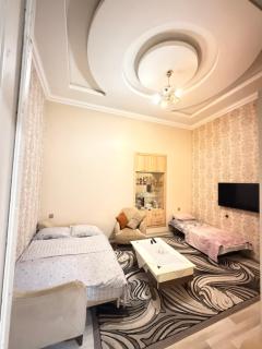 Luxury Old City Apartment - Baku - 2