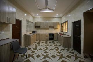 LivingSpring Gardens & Apartment - 4
