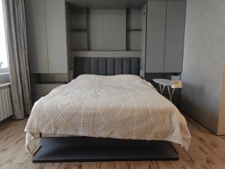 Meridian Apartments - 9