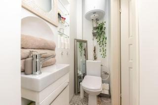 Boho-Charm Central Studio with free Parking - 6