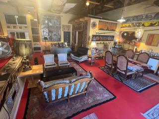 MAGIC MOUNTAIN WAREHOUSE a 1920 RailroadWonderWarehouse in pristine High Desert with Trains - 9