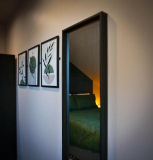 Dwell Living Cosy 5BD House Central - 8