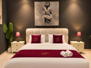 Studio apartment by Alvis Suite - Penta Square DHA Lahore - Free Parking - 6