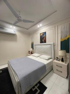 Green Orchard Luxury Cottages in Faisalabad Self Check-in - 8