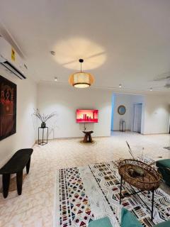 Charming & Spacious Apt in Accra - 8