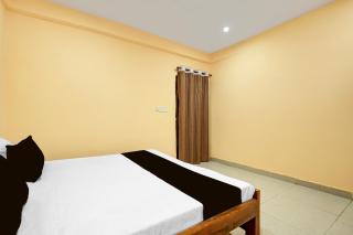 Spot ON Hotel Gyanvi Palace - 1
