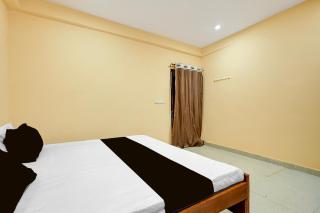 Spot ON Hotel Gyanvi Palace - 4