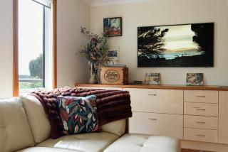 Timber townhouse steps from Freers Beach - 8